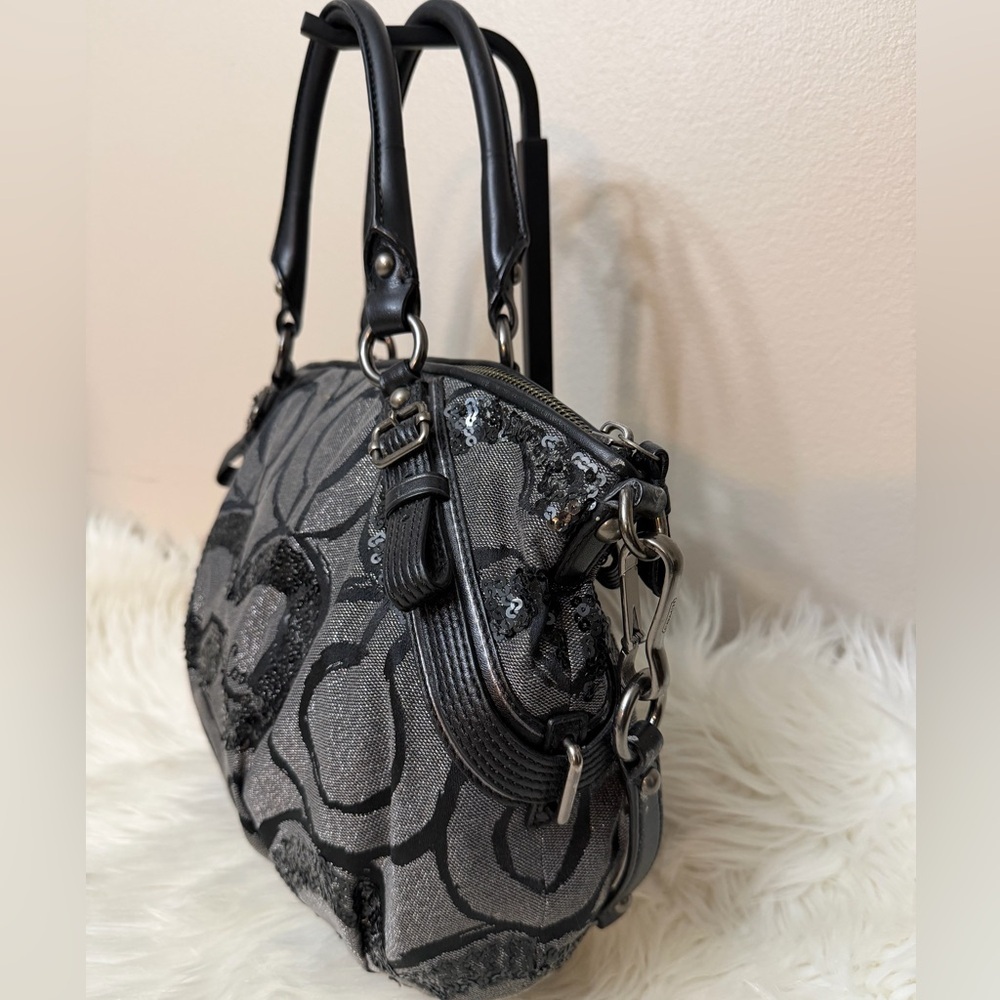 Vintage Coach Madison Sophia Clover Satchel #15946 - Picture 4 of 10